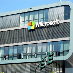 UK businesses sue Microsoft for £1bn