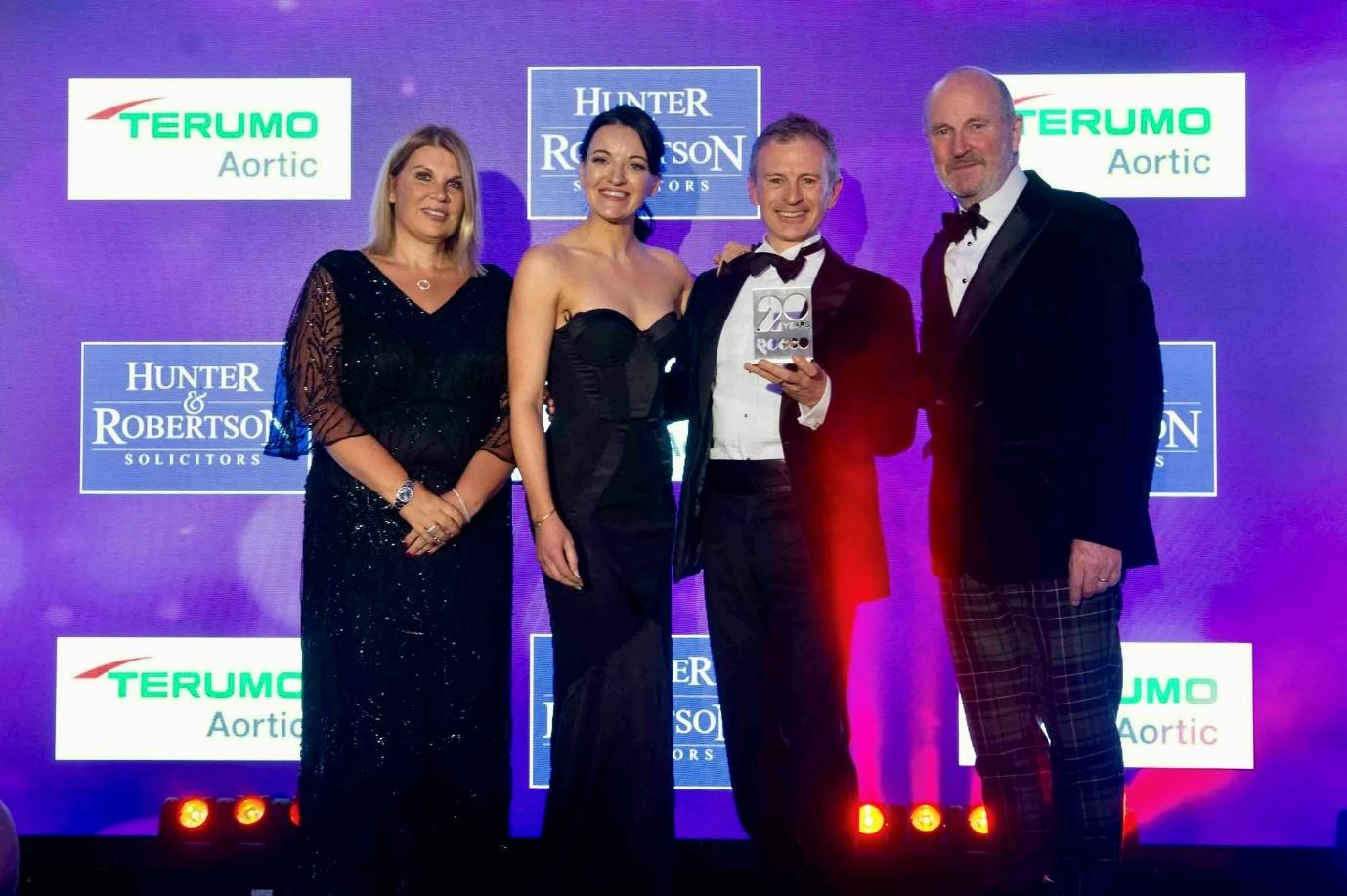 Hunter & Robertson Solicitors wins business award