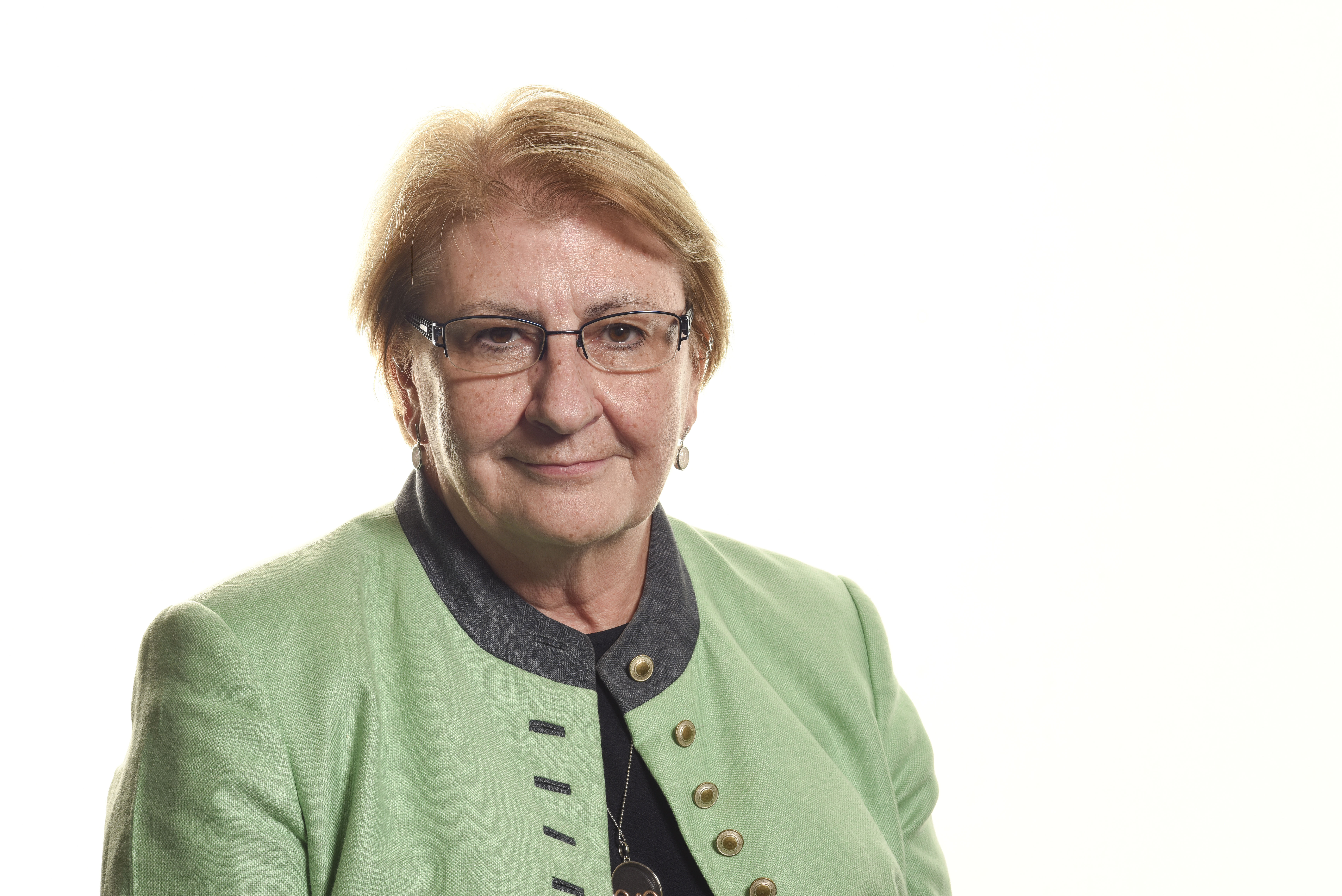 University of Aberdeen's first female law professor Margaret Ross to retire