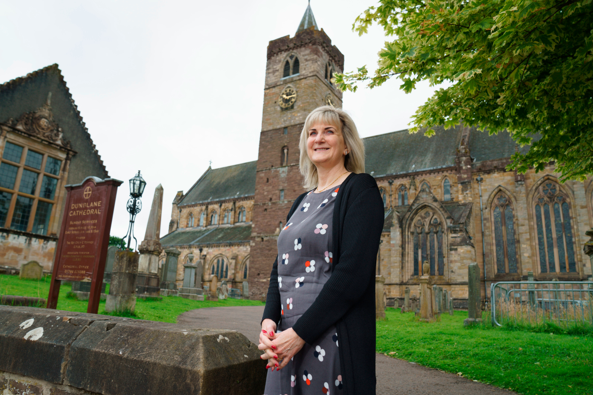 Bartys helps see book on history of Dunblane Cathedral to publication